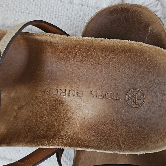 Tory Burch sandals sz 8 color gold metallic in excellent condition - Picture 7 of 7